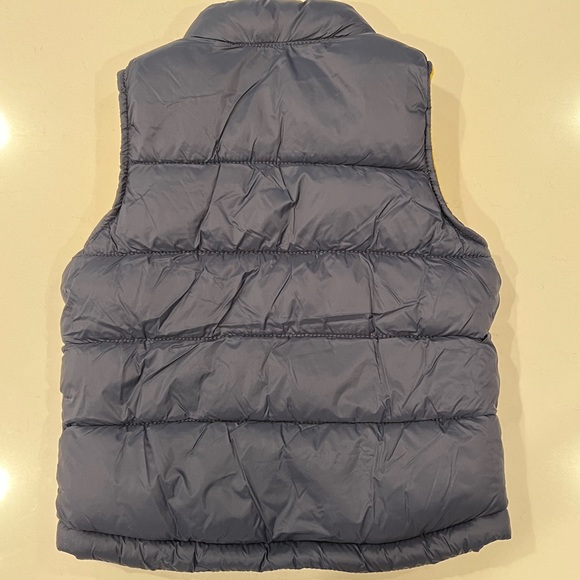 Old Navy toddler puffy vest size 2T - Picture 3 of 5